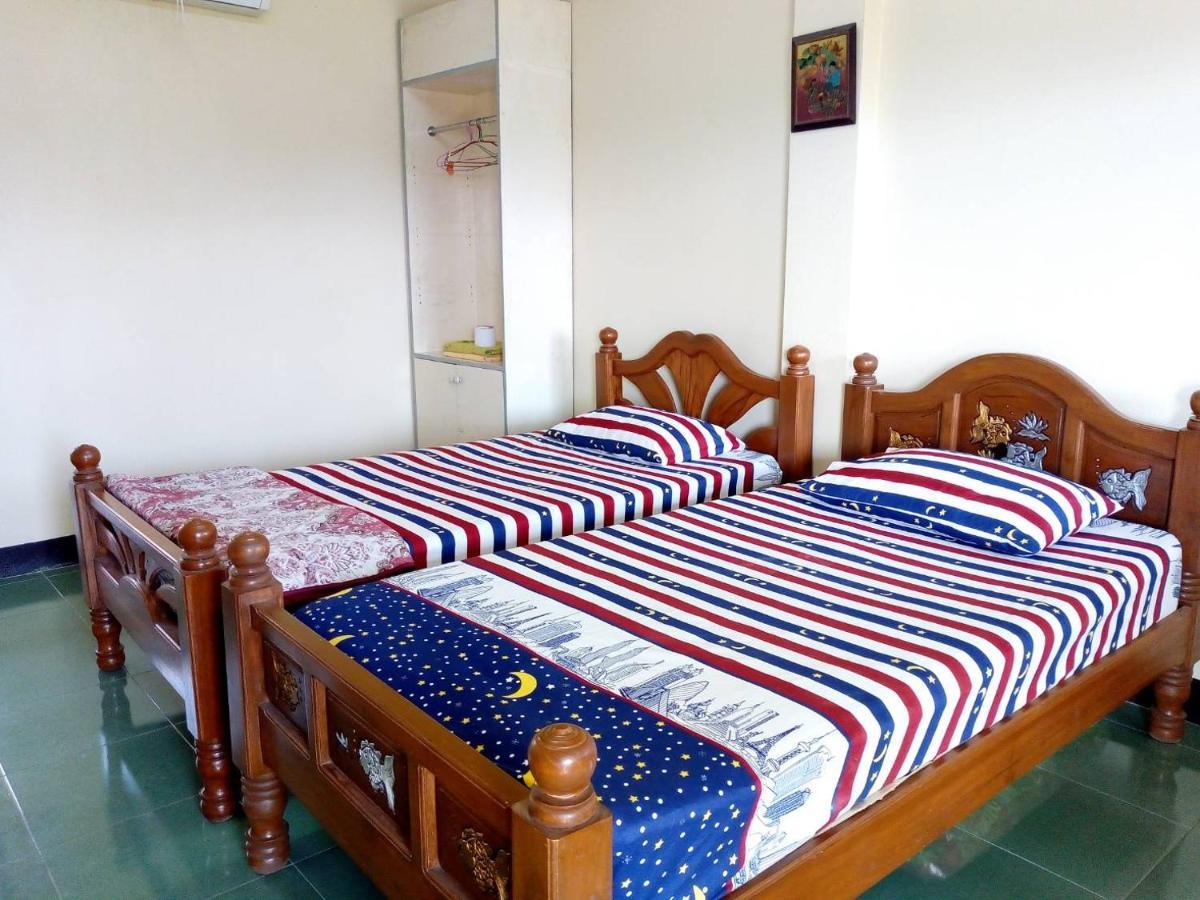 Suthiwan Place Bed and Breakfast Nakhon Pathom Esterno foto